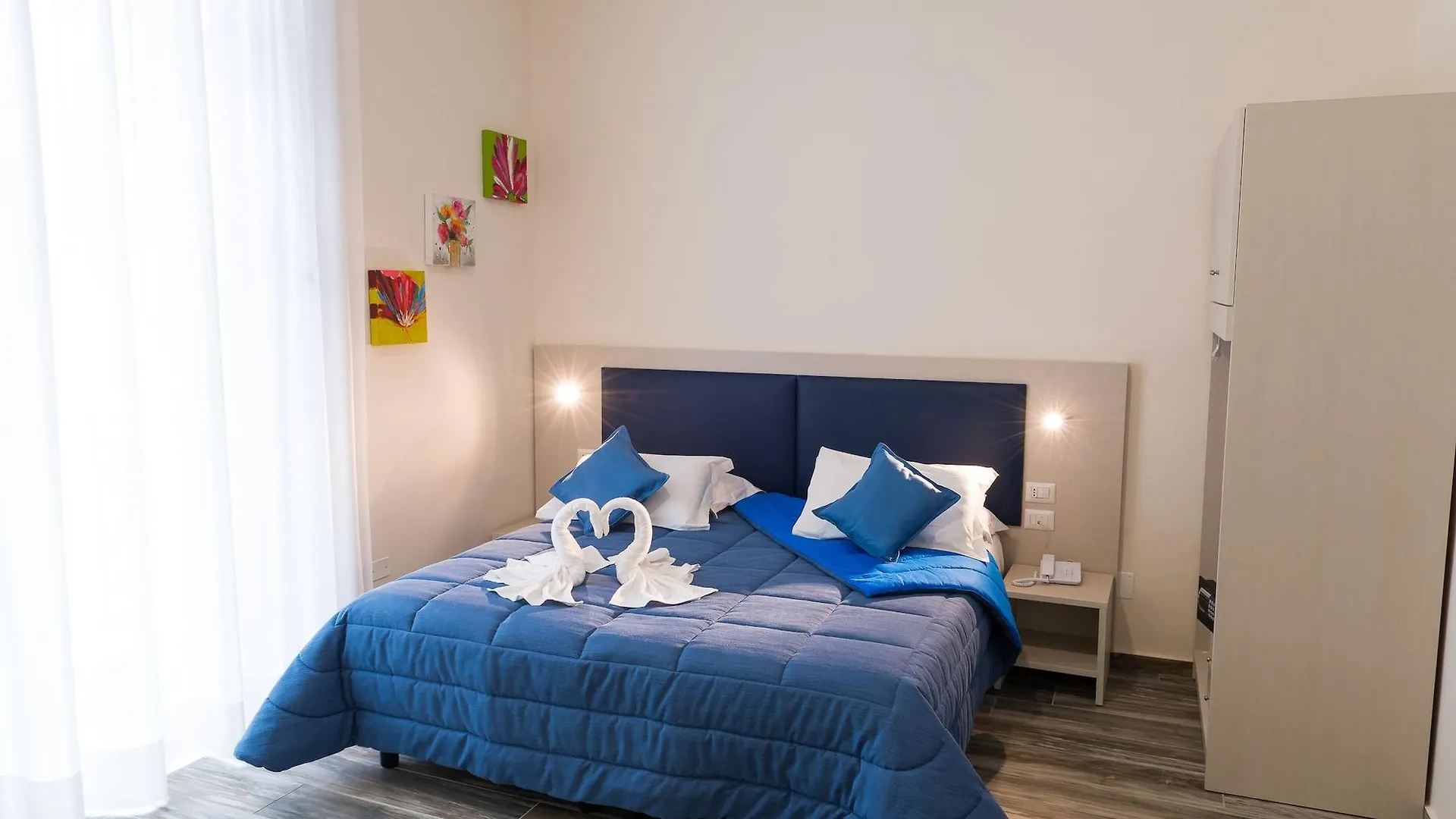 Napoli'S Gold Hotel Naples