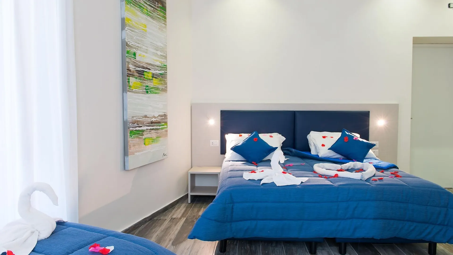 Napoli'S Gold Hotel 3*, Naples