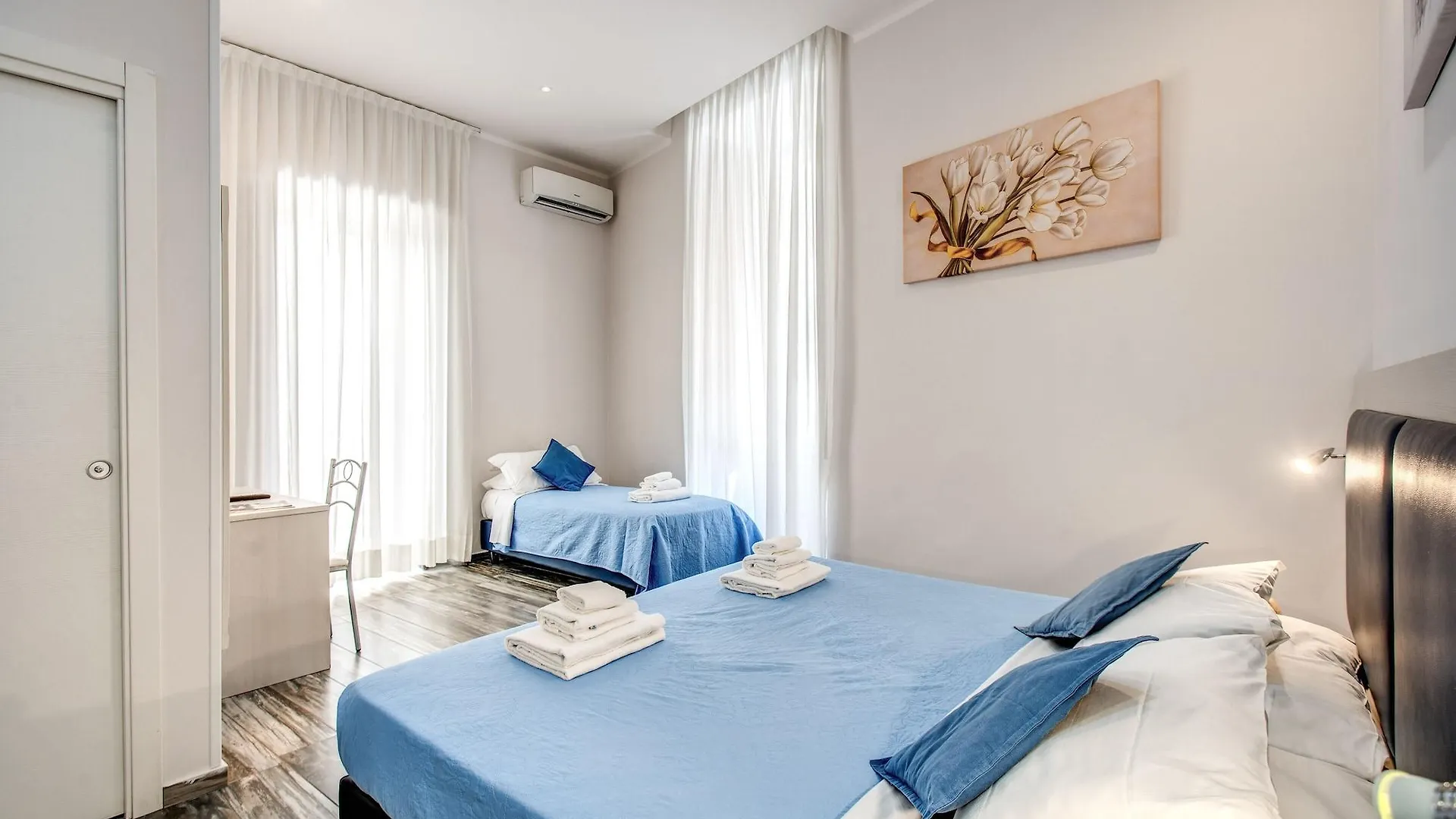 Guest house Napoli'S Gold Hotel